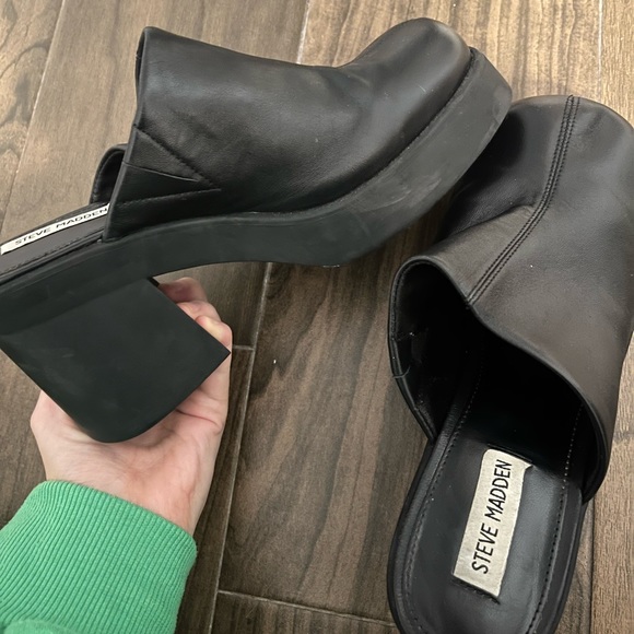 SOLD - Picture 4 of 4